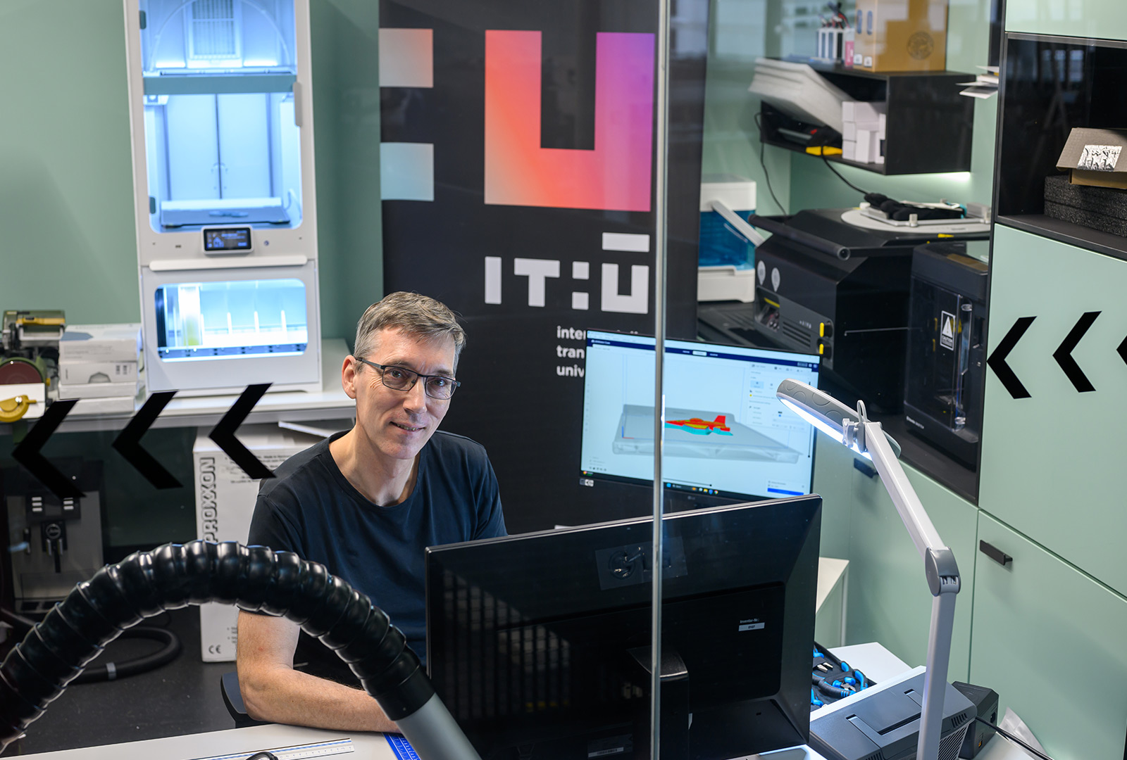 International digital transformation university | IT:U